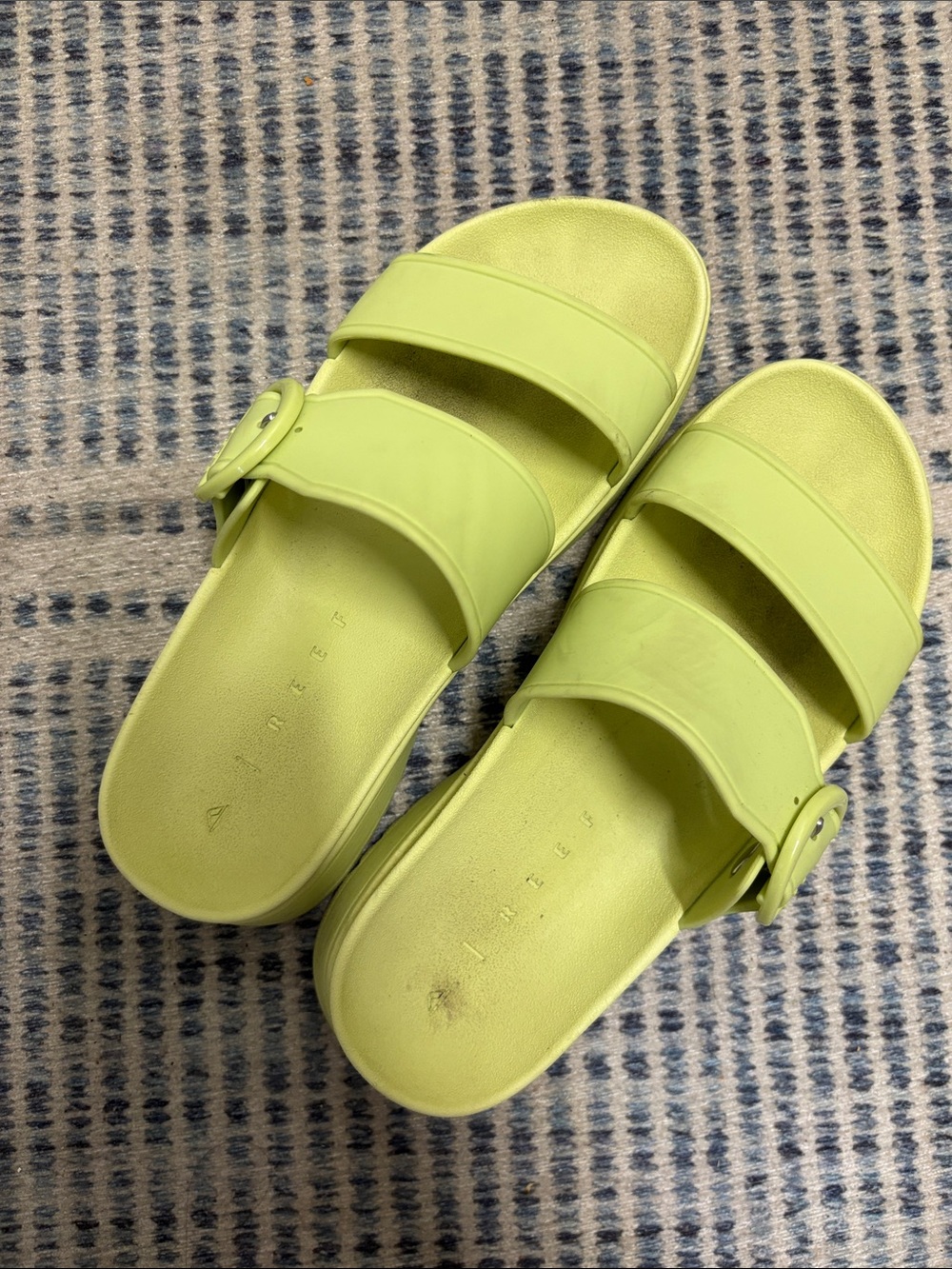 Women’s Lime Green Dual Strap Slide Sandals Size 7